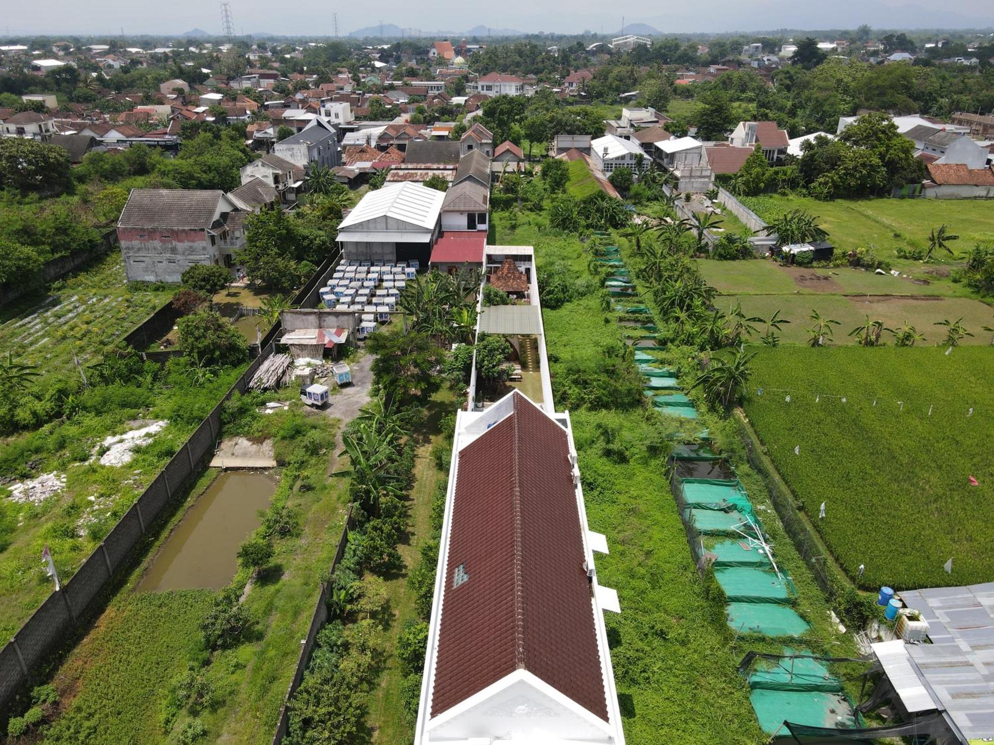 Villa Rumah Putih Jogja Yogyakarta Exterior photo